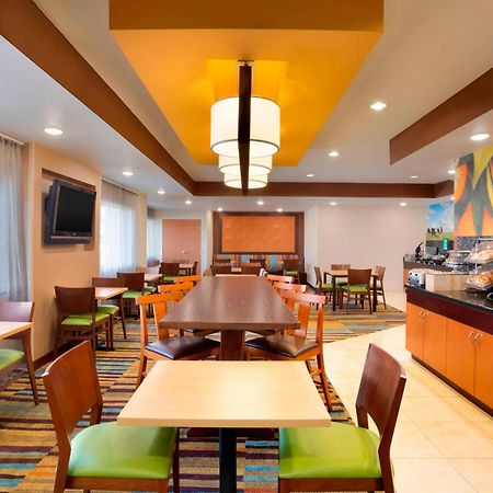 Fairfield Inn & Suites Fort Worth University Drive Εξωτερικό φωτογραφία